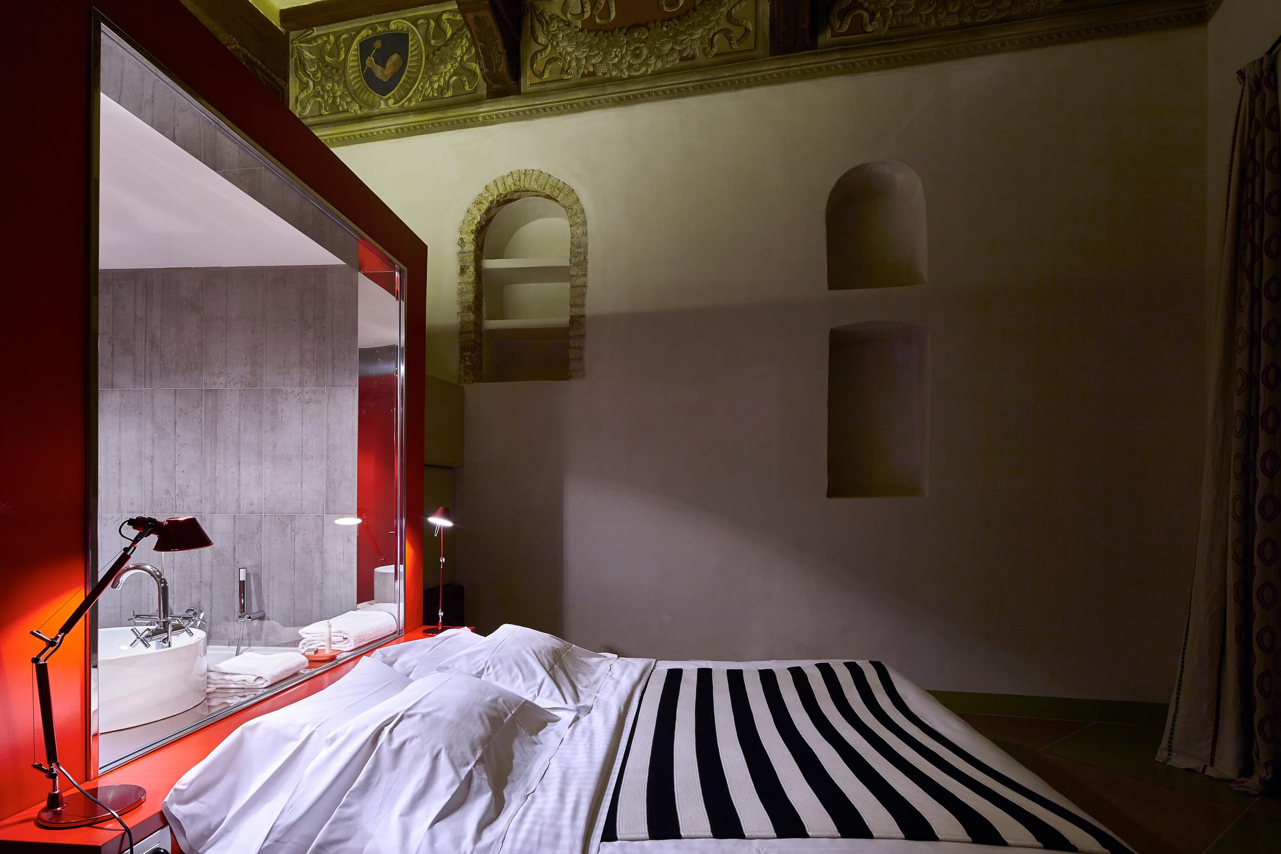 Palazzetto Rosso - Art