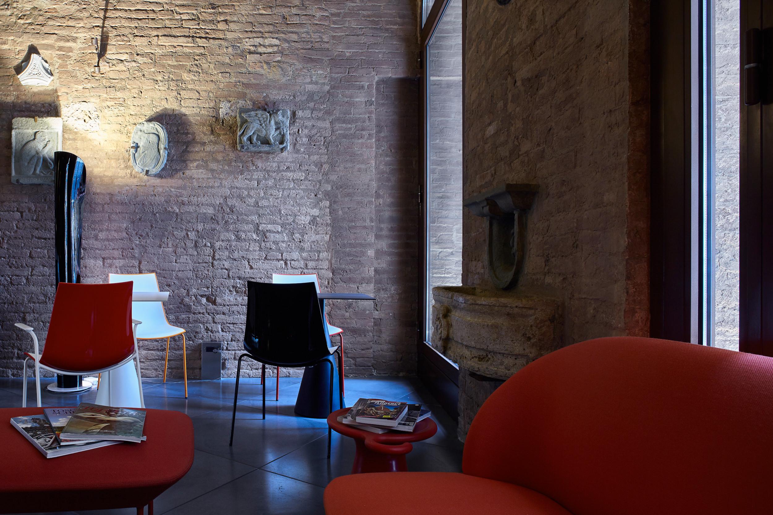 Palazzetto Rosso - Art 3*